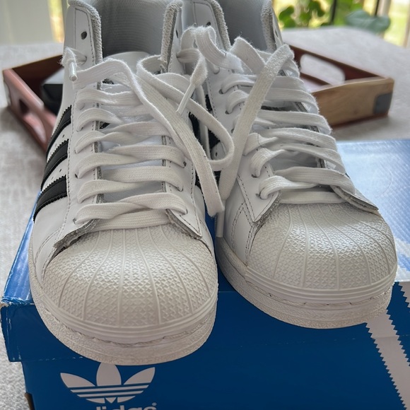 Adidas Pro Model J - Picture 2 of 4